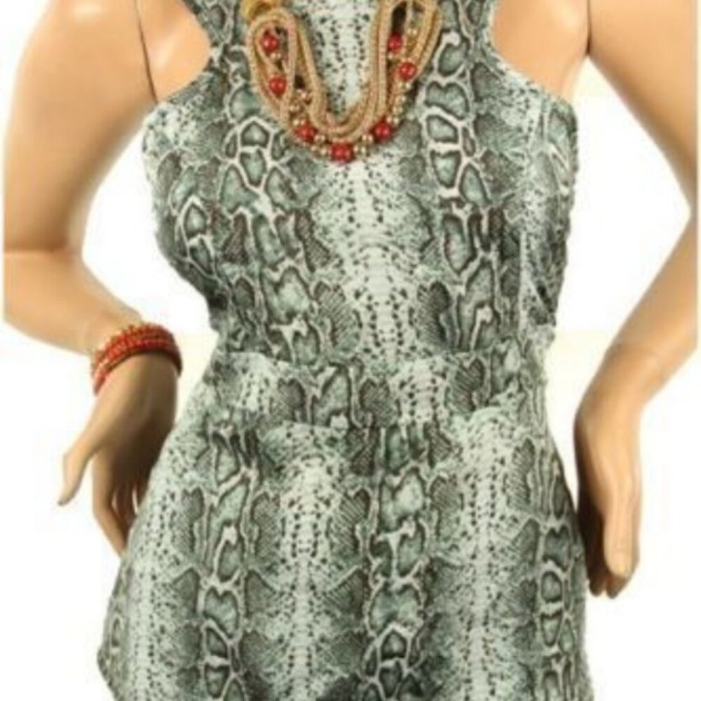 Le Fash NWOT White/Silver Snakeskin Animal Print Sleeveless Tank/Blouse